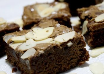 Mudah & Enak, Berikut Resep Brownies Kering Di Rumah