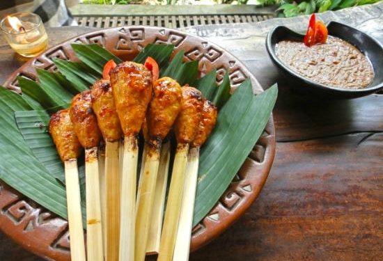 Sate kablet, Sate Khas Bali Yang Tak Kalah Enak Dengan Sate Lili