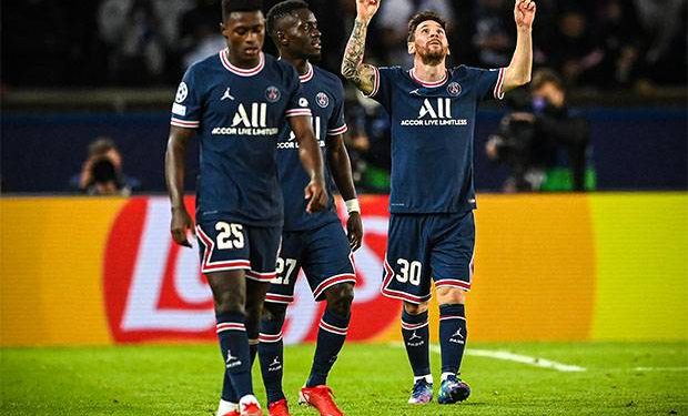 Man City Ditekuk PSG, Guardiola Malah Puji Messi