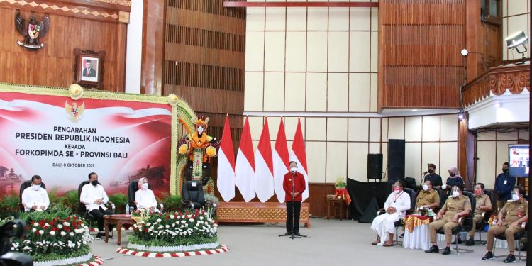 Terima Kunjungan Presiden Jokowi, Gubernur Koster Laporkan Bali Siap Terima Wisman 14 Oktober 2021