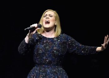 Adele Luapkan Roller Coaster Perasaan dalam Album 30