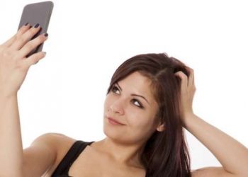 d’Rooftalk ‘Bahaya Berfoto Bugil di Depan Kamera’