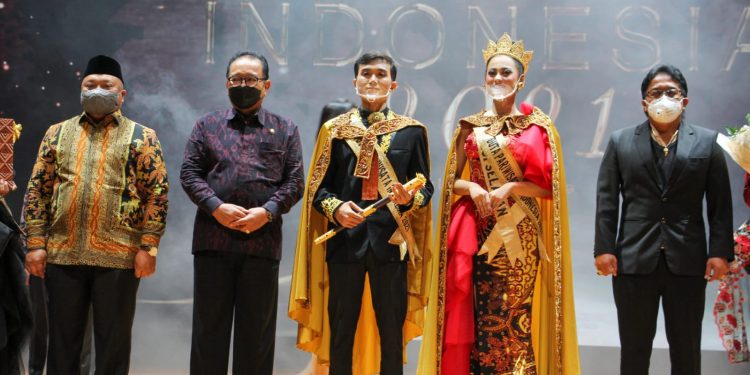 Wagub Cok Ace Harap Duta Pariwisata Indonesia Bisa Kenalkan Potensi Pariwisata Indonesia