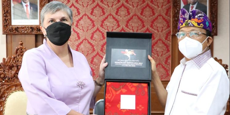 Gubernur Koster Tegaskan ke Dubes Australia Pandemi Covid-19 di Bali Melandai & Stabil