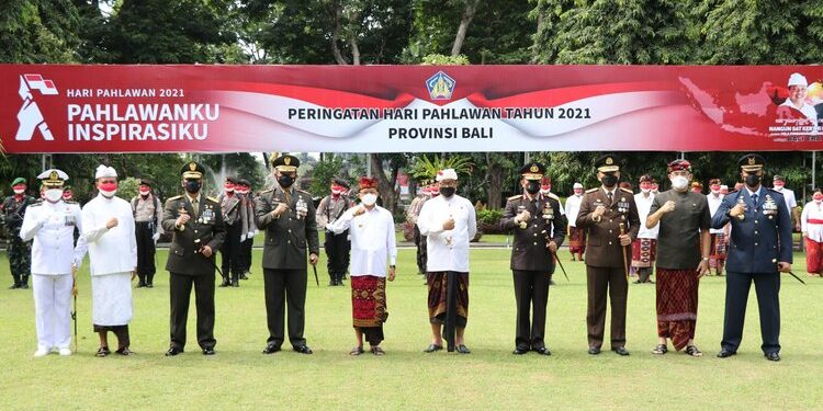 Bertepatan dengan Galungan, Hari Pahlawan Diperingati di Halaman Kantor Gubernur Bali