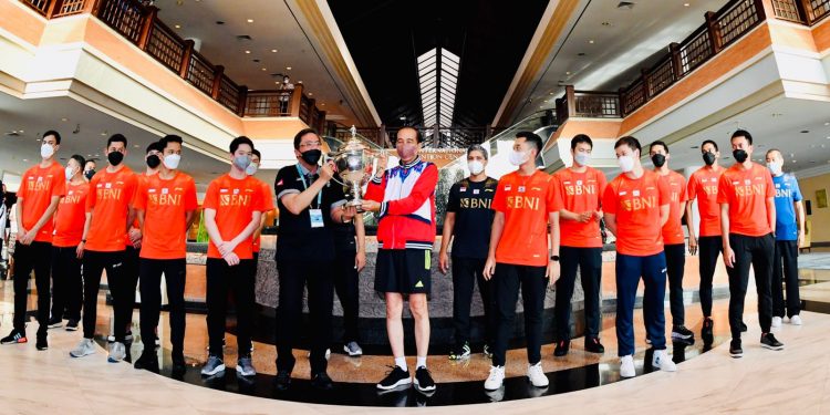 Presiden Jokowi Saksikan BWF World Tour Finals 2021