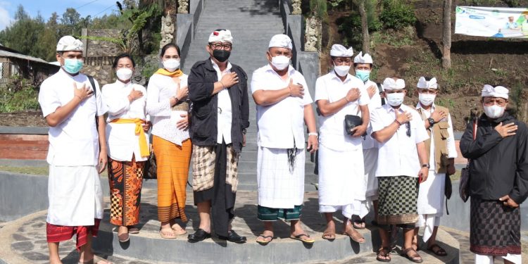 Wagub Cok Ace Sampaikan Apresiasi Atas  Perbaikan Pura Ranu Pane, Lumajang