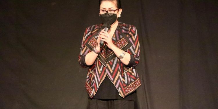 Apresiasi Peluncuran Buku ‘Puitika Tari’, Ny. Putri Koster Harap Regenerasi Seni dan Budaya Terus Berlanjut