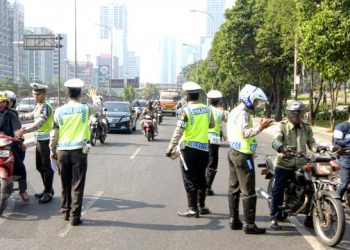 Pelat RF Bukan Prioritas, Kalau Ngotot Minta Jalan Laporkan!