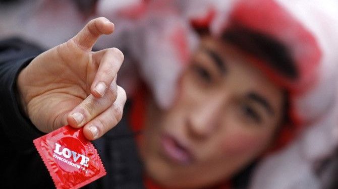 Sebut Minat Pemakaian Kondom Rendah