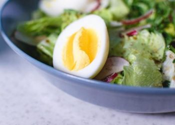 3 Resep Praktis Aneka Telur, Salad hingga Sup