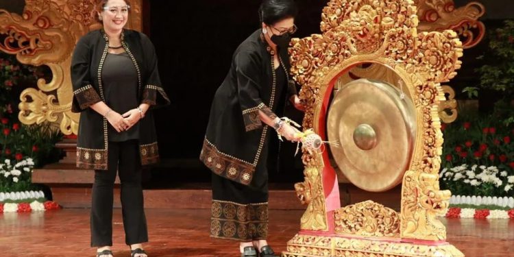 Ketua TP PKK Bali, Launching Sekolah Perempuan Berdikari