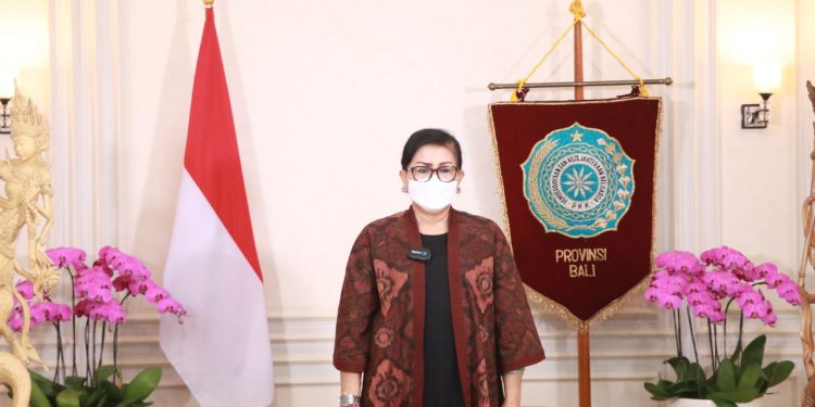 Ketua TP PKK Provinsi Bali Ny. Putri Suastini Koster Sosialisasikan “Gangguan Mental : Gejala, Penyebab dan Mengobati