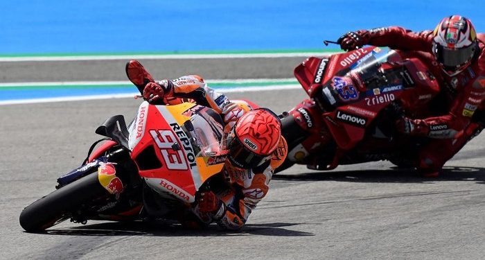 Marc Marquez Keluarkan Jurus Lama, tapi Apa Tangannya Baik-baik Saja?