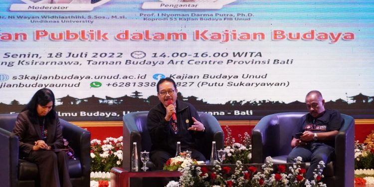 Wagub Cok Ace Menjadi Narasumber Pada Hut Program Studi Doktor Ilmu Kajian Budaya UNUD ke-21