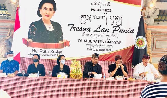 “Tresna lan Punia”, Bentuk Cinta PAKIS Bali dengan Berbagi Kepada Warga