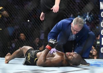 Kamaru Usman Sebut Alhamdulillah Usai KO di UFC 278