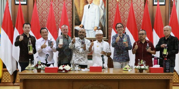 Gubernur Koster Fasilitasi Produk Arak Tradisional Lokal Bali Dibeli Marriot Group dan The Apurva Kempinski