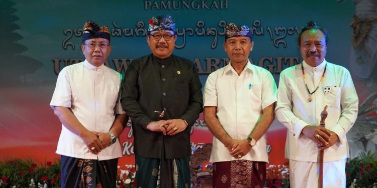 Wagub Cok Ace Hadiri Acara Pembukaan  Utsawa Dharmagita Provinsi Bali XXX Tahun 2022