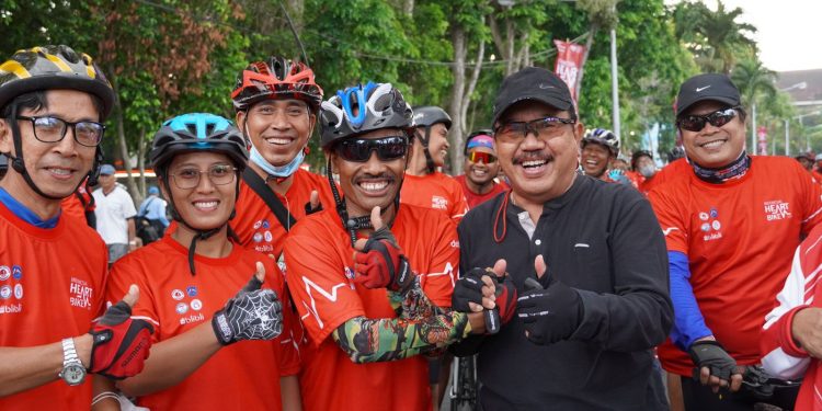 Jaga Kesehatan dan Ajang Silaturahmi, Wagub Cok Ace Apresiasi Indonesia Heart Bike 2022