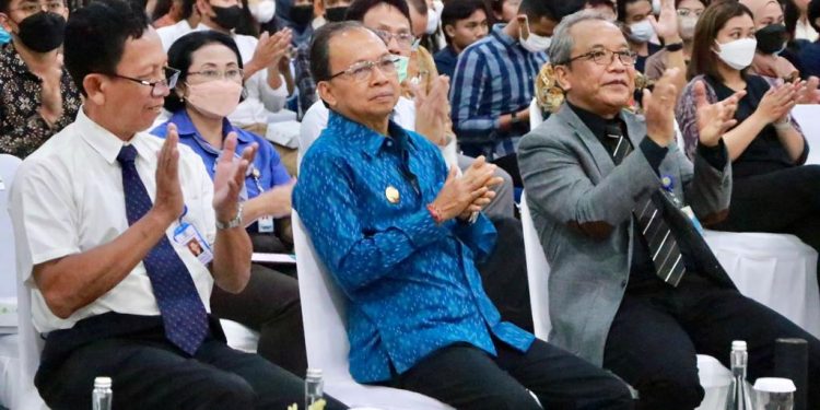 Gubernur Koster Diapresiasi Universitas Udayana Telah Membawa Pariwisata Bali Naik Kelas dan Berdaya Saing