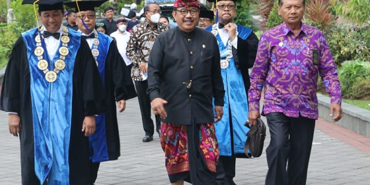 Wagub Cok Ace Dorong Universitas Udayana Cetak SDM Unggul dan Berdaya Saing