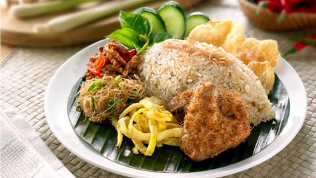 HomeRegional Nasi Ulam, Kuliner Betawi Produk Akulturasi Budaya