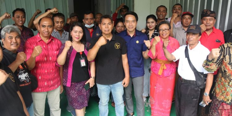 Hari Kedua Monitoring Implementasi Pergub No. 1 Tahun 2020, Tim Pemprov Sambangi Pabrik Arak di Karangasem