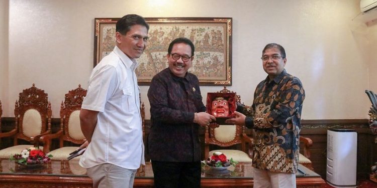 Wagub Cok Ace Terima Kunjungan Konjen India