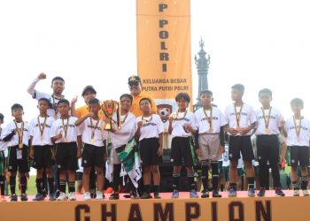 Wagub Cok Ace Sampaikan Penanganan Olahraga Harus Profesional