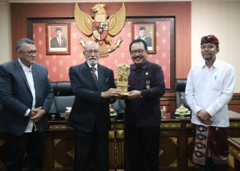 Wagub Cok Ace Terima Kunjungan Wali Nanggroe Aceh