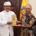 Wagub Cok Ace Tandatangani MoU Bidang Pariwisata dengan Kabupaten Berau