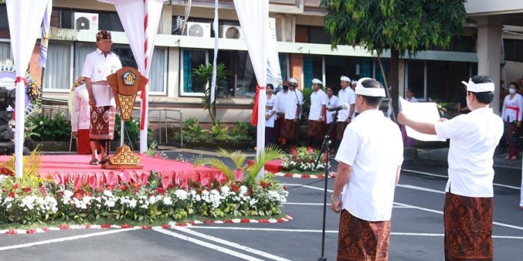 Gubernur Koster Jadi Inspektur Upacara Peringatan Hari Bakti PUPR ke-77