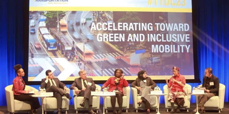 Gubernur Bali, Wayan Koster, Menjadi Pembicara Pada Forum World Bank Group, Washington DC, AS