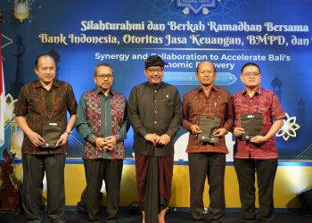 Wagub Bali Saat Menghadiri Acara Silaturahmi dan Berkah Ramadhan Bersama Bank Indonesia