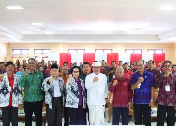 Wakil Gubernur Bali membuka Konkerprov PGRI Bali Tahun 2023