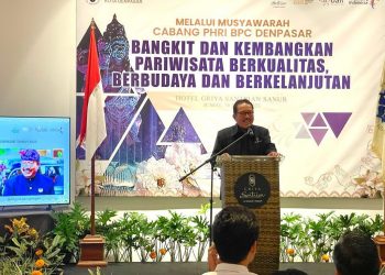 Buka Muscab PHRI Denpasar, Wagub Cok Ace Ajak Komponen Pariwisata Fokus pada Kualitas SDM dan Lingkungan