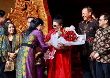 Ny. Putri Koster Menutup Pameran IKM Bali Bangkit Tahap 2 Tahun 2023