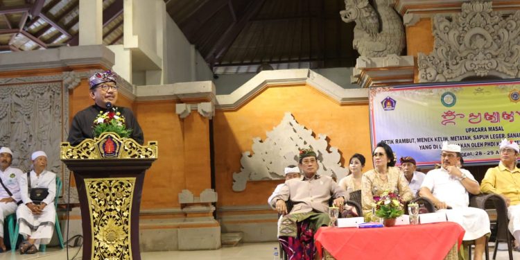 Wagub Cok Ace Ajak Krama Bali Resapi Makna Ajaran Catur Warna dan Catur Purusa Artha dengan Baik