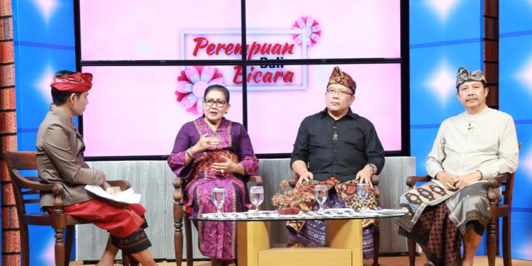 Hadir Mengisi Dialog Interaktif “Perempuan Bali Bicara”, Ny. Putri Koster Jabarkan 44 Tonggak Peradaban Penanda Bali Era Baru di Bidang Infrastruktur