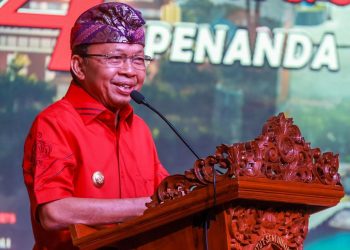 Dosen dan Mahasiswa Isi Denpasar Antusias Sambut Kehadiran Gubernur Bali Wayan Koster