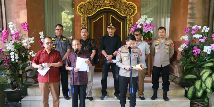 Sigap! Gubernur Koster Tindak Tegas Perilaku Wisatawan Yang Tak Sesuai Izin Visa