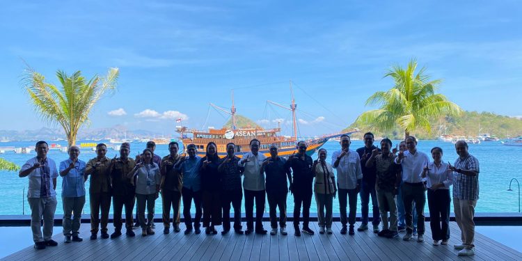 Wagub Cok Ace Ajak Semua Pihak Cinta Rupiah Sebagai Alat Pembayaran Sah di Indonesia