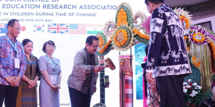 Sambut Baik Bali Tuan Rumah Konferensi Pendidikan PAUD Internasional, Wagub Cok Ace Harap Hasilkan Rumusan untuk Pendidikan Usia Dini ke Depan
