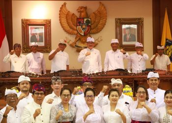 Gubernur Visioner Kembali Torehkan Sejarah Disetujuinya Raperda Provinsi Bali Tentang Haluan Pembangunan Bali Masa Depan, 100 Tahun Bali Era Baru 2025-2125