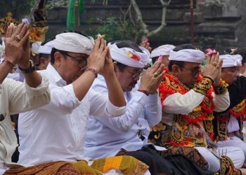 Wagub Cok Ace Ajak Umat Hindu Bersiap Songsong Panca Wali Krama di Pura Mandara Giri Semeru Agung tahun 2024 Mendatang