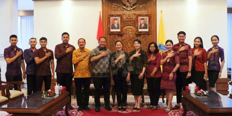 Pj. Gubernur Mahendra Jaya Ajak Generasi Milenial SEJEBAG Bali Dukung Upaya Pengentasan Kemiskinan Ekstrem