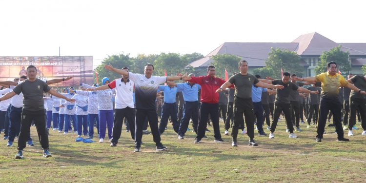 Perkuat Sinergitas, Sekda Dewa Indra Ikuti Olahraga Bersama TNI/Polri dan Forkopimda