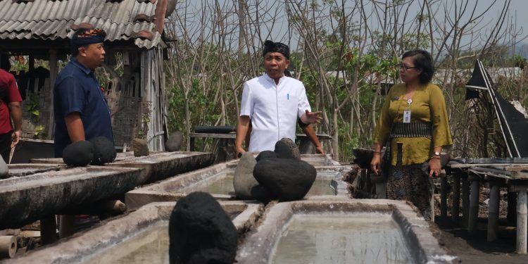 Dinas Kelautan dan Perikanan Bali Ngrombo Lakukan Aksi Sosial