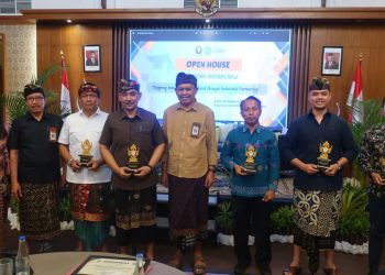 Bappeda Bali Terima Penghargaan sebagai “The Most Supporting Partner”